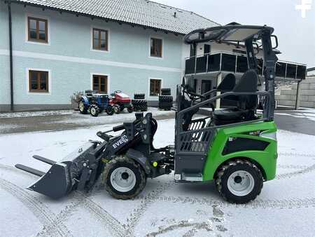Miscelaneo 2025 Everun Hoflader elektrisch (19)