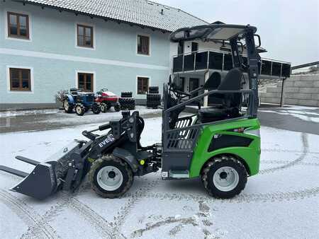 Miscelaneo 2025 Everun Hoflader elektrisch (5)