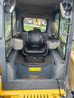 Kompaktlader 2019 Gehl RT 175 (4)
