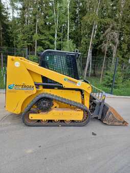 Kompaktlader 2020 Gehl RT 165 (3)