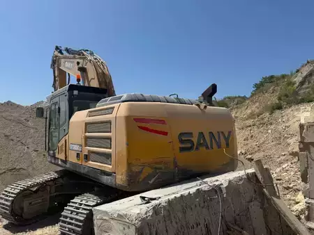Korečková rýpadla 2022 Sany SY 305 C (18)