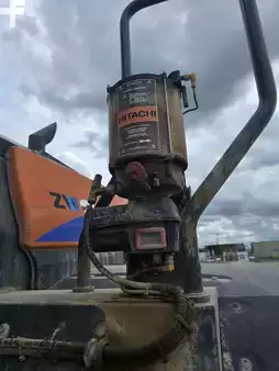 Kerekes rakodó 2021 Hitachi ZW 250-6 (15)