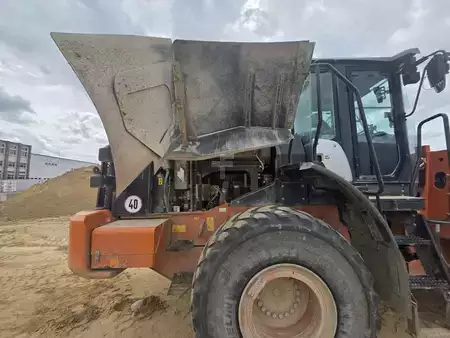 Kerekes rakodó 2021 Hitachi ZW 250-6 (5)