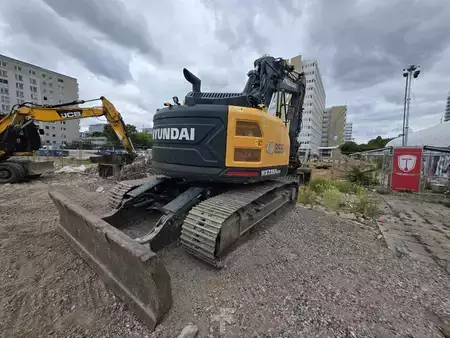 Koparki gąsienicowe 2023 Hyundai HX 235 ALCR (3)