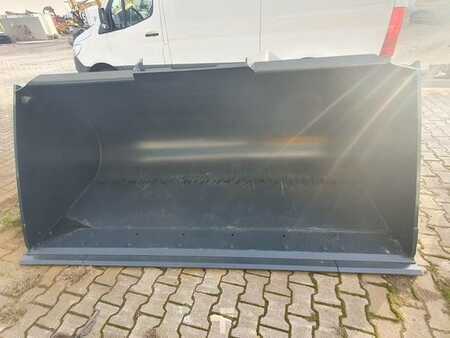 Anbauteile 2024 Hyundai Schaufel mit Schneide 2.8 m³ Volvo-Aufnahme (1)