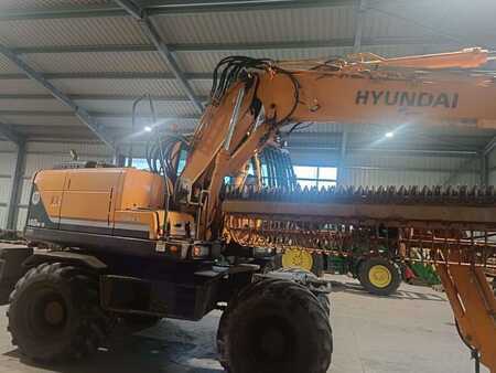 Mobilní bagry 2012 Hyundai RW140-9A (3)