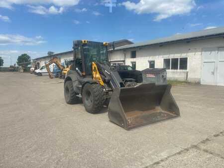 Kolové nakladače 2023 Mecalac AF 1200 (4)