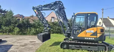 Excavadoras de cadenas 2023 Hyundai HX 85 A (1)