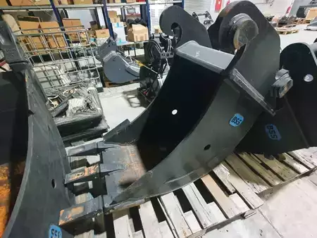 Přídavná zařízení 2021 [div] LLC Professional HD-Tieflöffel 600mm *CW 30/40* (2)