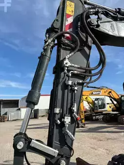 Korečková rýpadla 2023 Hyundai HX 130 ALCR (12)