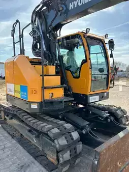 Korečková rýpadla 2023 Hyundai HX 130 ALCR (8)