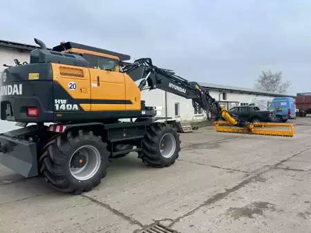 Mobilní bagry 2025 Hyundai HW140A (16)