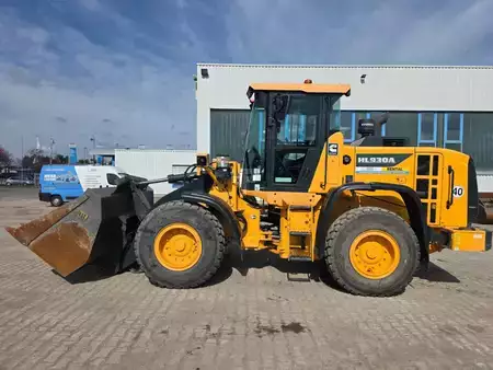 Kolové nakladače 2022 Hyundai HL 930 A * 3. Kreis * (1)