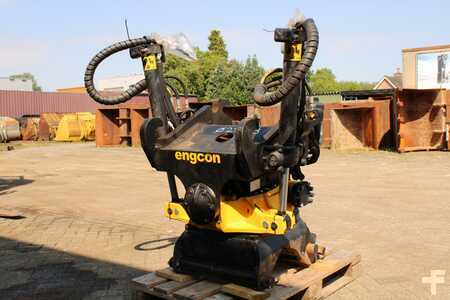 Liitteet 0 Engcon Engcon tiltrotator EC226 (3)