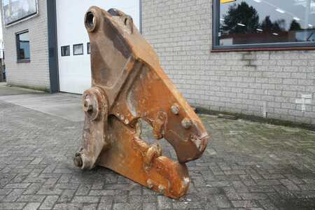 Ráépithetö részek 2019 Caterpillar Multi Processor VT324-D JAW (2)