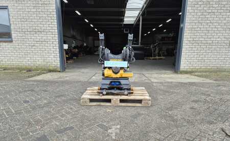 Přídavná zařízení 2022 Engcon TILTABLE QUICK COUPLER EC214 PO CW20 SS9 (1)