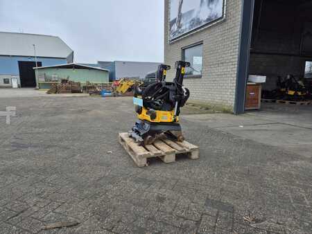 Ostatní 2022 Engcon DRAAIKANTELSTUK EC214 PO CW20 SS9 (2)