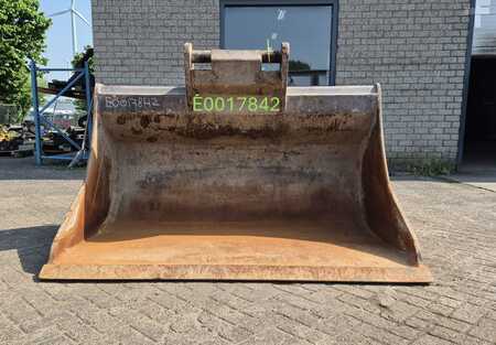 Liitteet 0 [div] GRABENRAUMLÖFFEL Verachtert NG-5 2000 OQ80 (1)