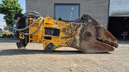 Liitteet 0 [div] Hydraulische schrootschaar IRP36X-CW55-3600kg (1)