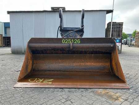 Annet 2004 Verachtert TILTABLE DITCH CLEANING BUCKET NGT-5-2500-CW55S (1)