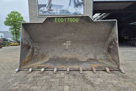Liitteet 0 Verachtert LAADBAK VERACHTERT WPH-110-30-300-SSX-sys-2006/7 (1)