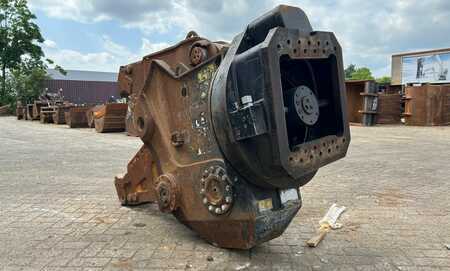 Liitteet 2018 Caterpillar MULTI PROCESSOR MP318-CC (3)