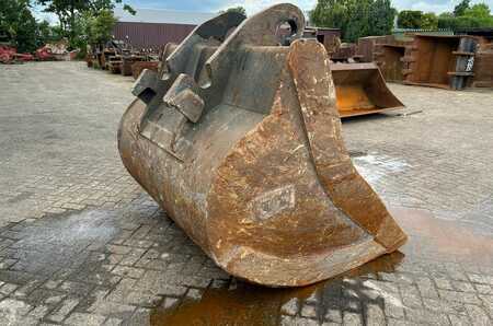 Liitteet 0 [div] EXCAVATION BUCKET HH-5-120-1700-CW55S (3)