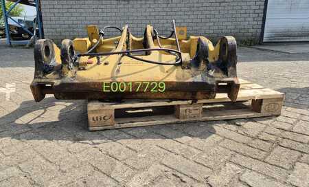 Přídavná zařízení 0 Caterpillar HYDRAULISCHE SNELWISSEL PW2506 CAT 938 (1)