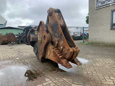 Přídavná zařízení 0 Caterpillar Multi Processor MP332-P (3)
