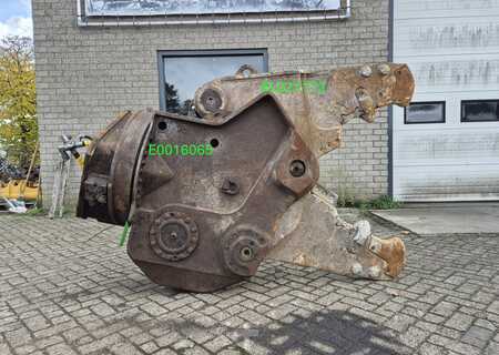 Přídavná zařízení 0 Verachtert Multi Processor MP324-D JAW (1)