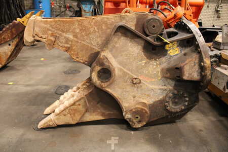 Ráépithetö részek 2019 Caterpillar MULTI PROCESSOR MP332-P BACKENSATZ (1)