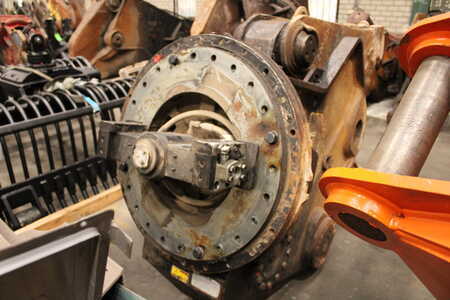 Ráépithetö részek 2019 Caterpillar MULTI PROCESSOR MP332-P BACKENSATZ (2)