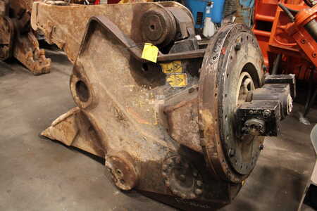 Ráépithetö részek 2019 Caterpillar MULTI PROCESSOR MP332-P BACKENSATZ (3)