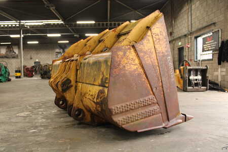 Work Tools 0 [div] LOADING BUCKET RHD-10-3350 (2)