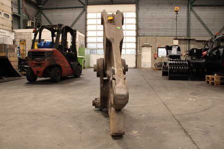 Work Tools 2016 Verachtert MULTI PROCESSOR MP324 D-JAW (1)