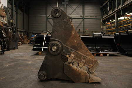 Attachments 2022 [div] MULTI PROCESSOR MP324 P-JAW (1)