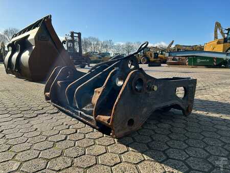 Attachments 2023 [div] HYDRAULIC QUICK COUPLER PW2507-CAT 950/962-G/H & G/C (3)