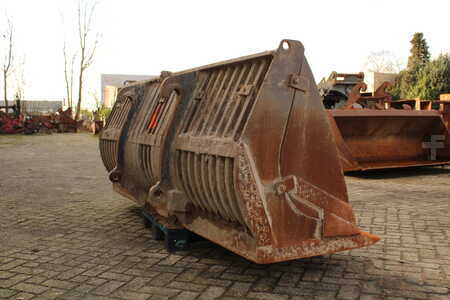 Ostatní 0 Verachtert PUINBAK UH-50-2600 -VOLVO KL (2)