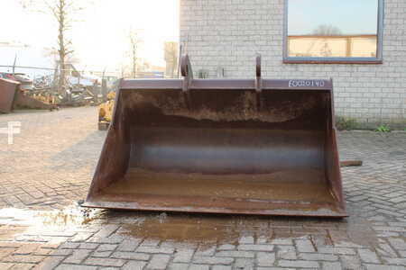 Přídavná zařízení 2005 Verachtert GRABENRAUMLÖFFEL NG-4-50-210-NHL CW40 1750L (1)