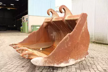 Implementos 0 Verachtert EXCAVATION BUCKET HH-6-1800 CW55S (2)