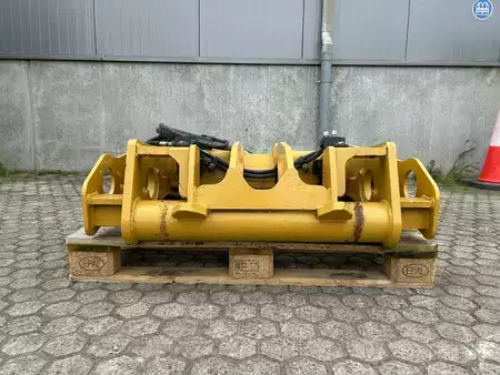 Liitteet 0 Caterpillar HYDRAULISCHE SCHNELLWECHSLER FUSION 926M (1)