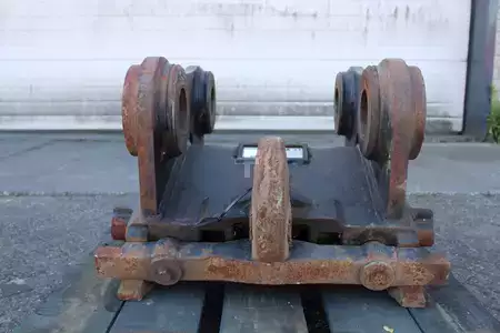 Osprzęt 2016 Caterpillar HYDRAULISCHE SCHNELLWECHSLER CW-40-H.4.N. (1)
