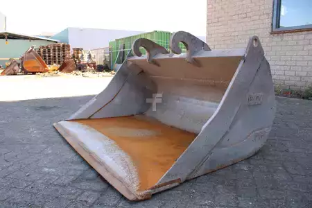 Påbygningsaggregater 2022 [div] DITCH CLEANING BUCKET NGE-2-1800 CW30 (2)