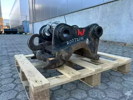 Pozostałe 0 Verachtert HYDRAULISCHE SNELWISSEL CW-10-H.2.N. (2)