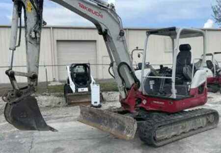 Mini excavators 2021 Takeuchi TB260 (1)