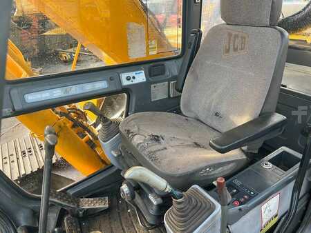 Kedjegraver 0 JCB JS 240 LC (17)