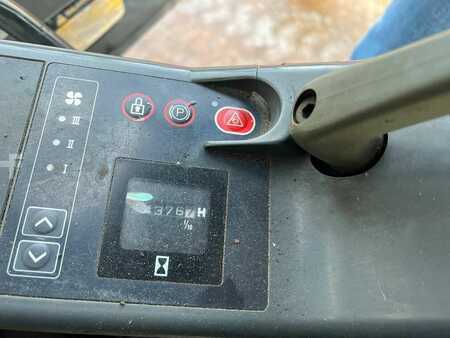 Kedjegraver 0 JCB JS 240 LC (19)