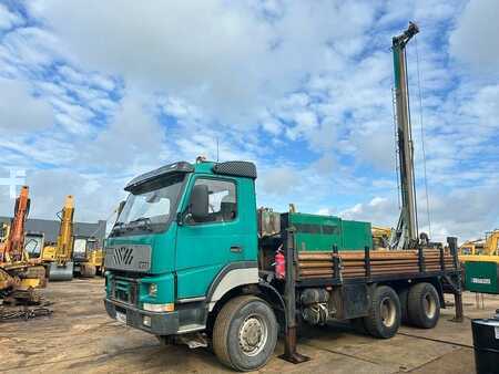 Rotary Drilling Rig 0 Volvo terberg fm1350 waterdrill 500m mudpump (1)