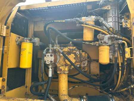 Caterpillar CAT 325 C