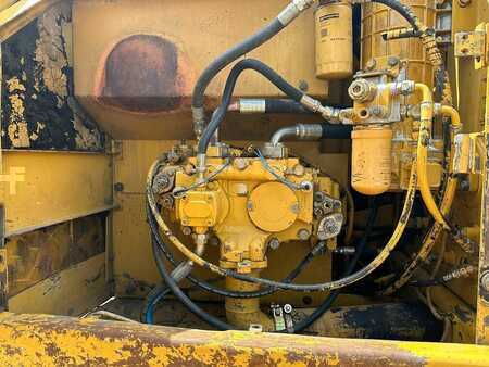 Kettenbagger 0 Caterpillar 320 C L (18)